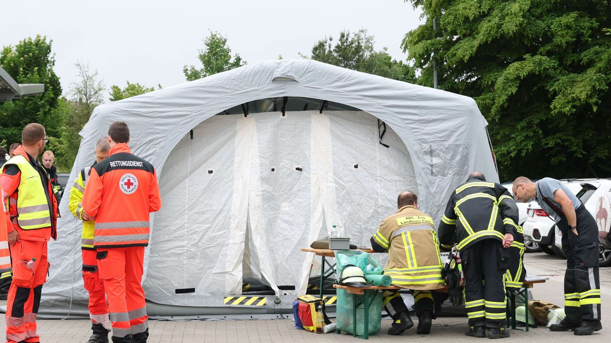 Hautverletzungen in DHL-Verteilzentrum