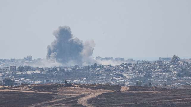 Hilfe in Gaza soll weitergehen - Krise in Israels Regierung