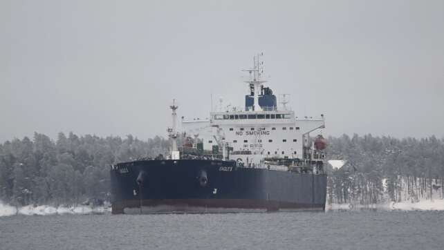 Kiew fordert Halbierung des Preisdeckels für russisches Öl