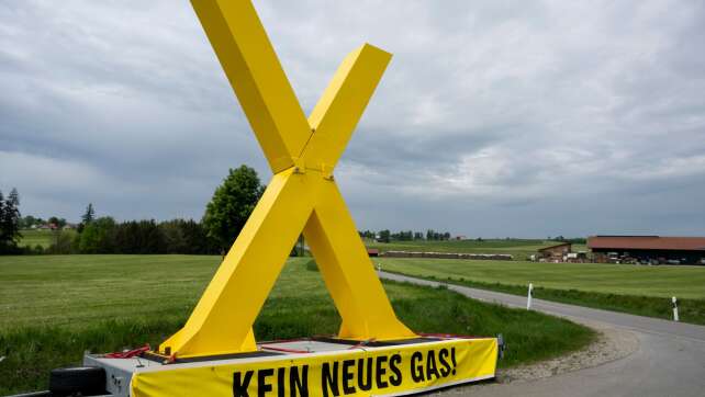 Gemeinde darf Demonstranten nicht Terroristen nennen