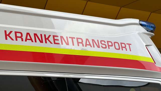 Attacke auf Rettungskräfte: Sanitäter Treppe herabgestoßen