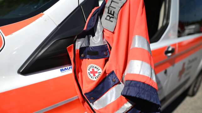 Feuerwehr rettet betrunkenen Mann aus Rednitz