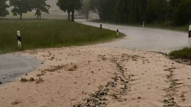 Unwetter über Deutschland - Schwerpunkt in der Südost-Hälfte