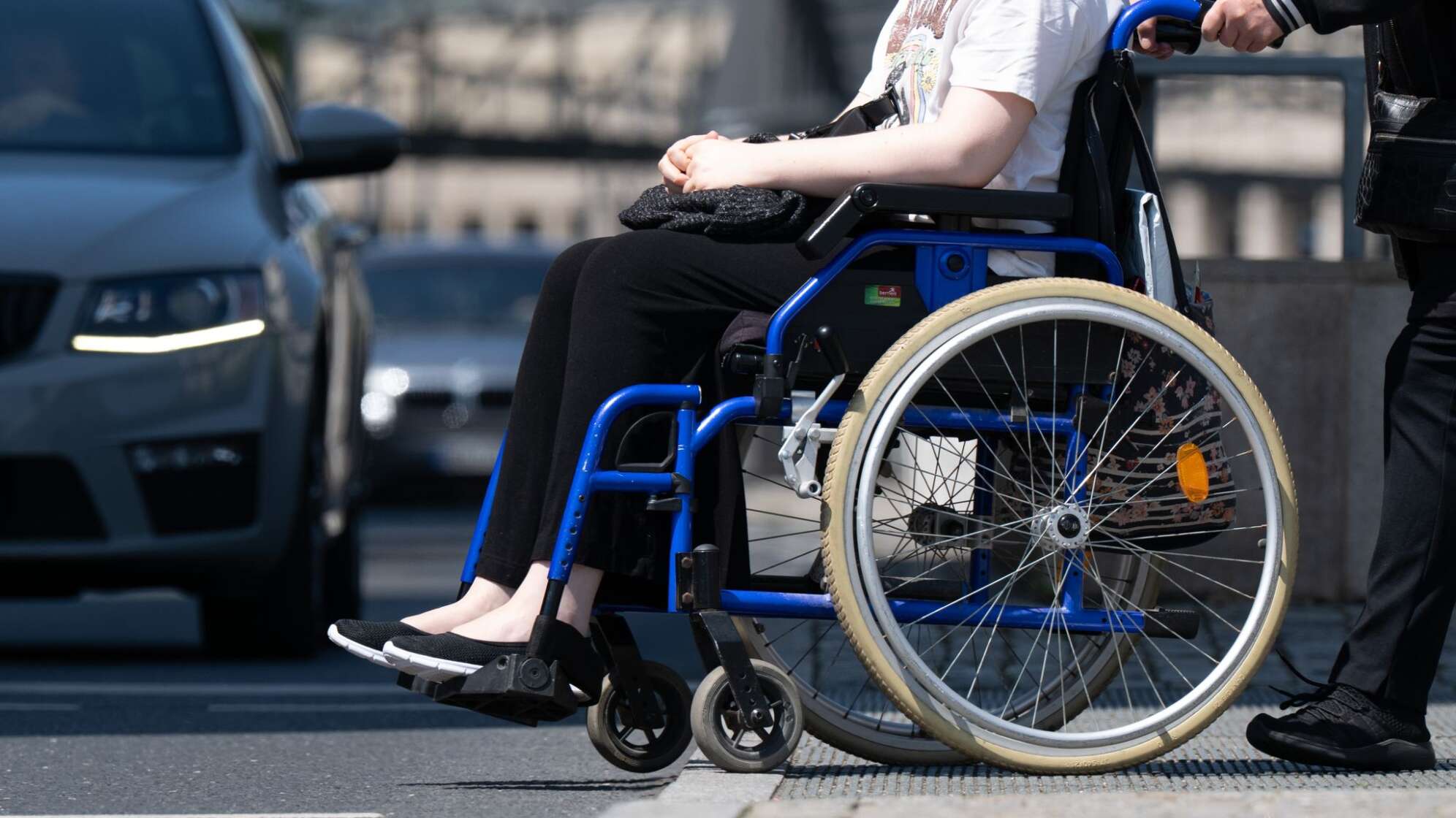 Barriere für Menschen mit Behinderung