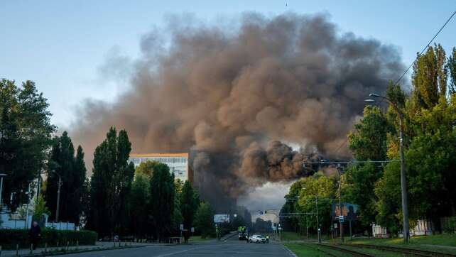 Russischer Angriff auf Kiew tötet mindestens 14 Menschen