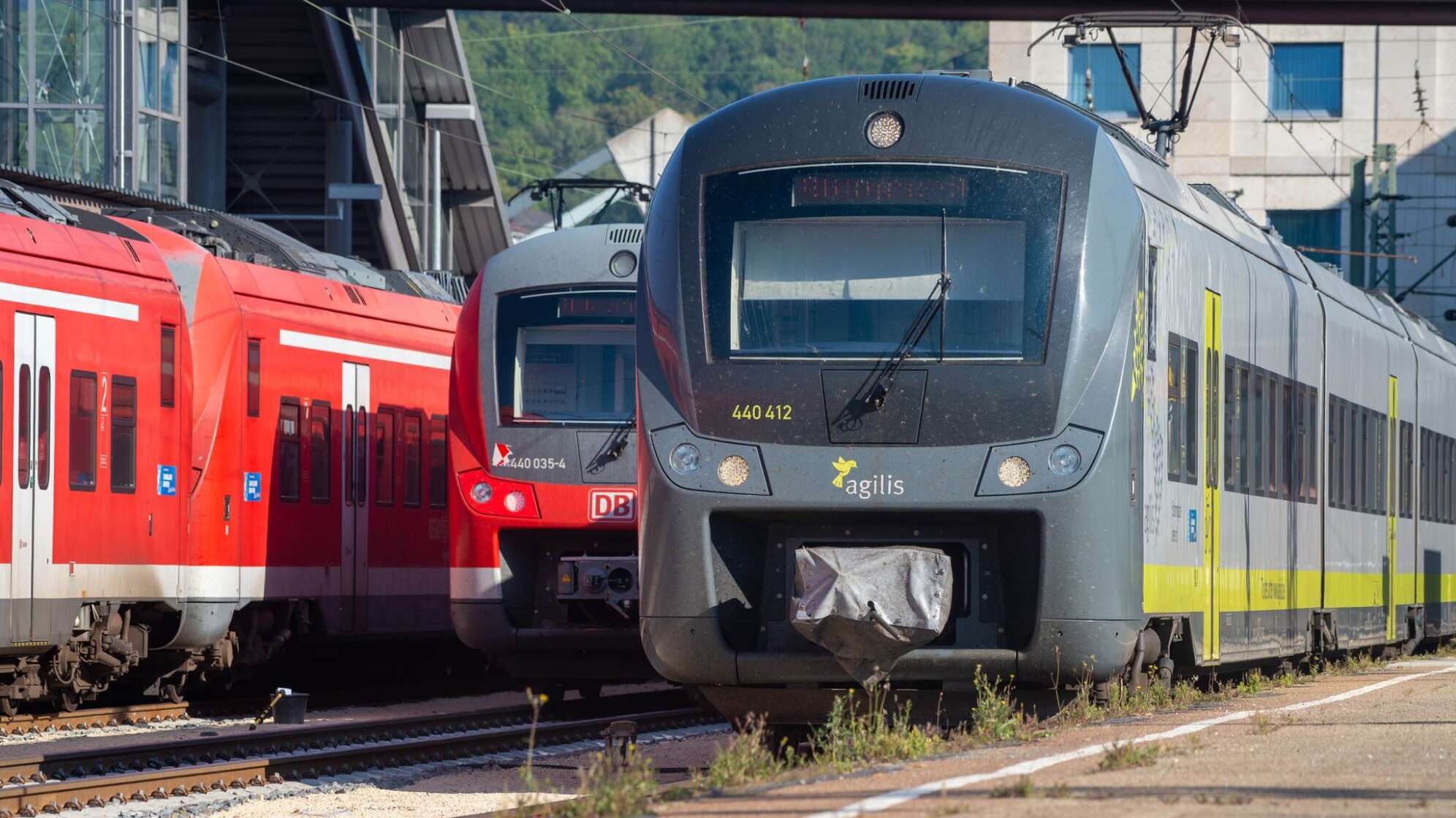Züge im Bahnhof Ulm