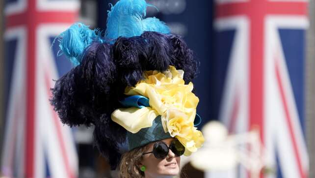 Eine Frage der Hüte: Dresscode beim Pferderennen in Ascot