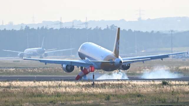 Sonderflug aus Jordanien in Frankfurt gelandet