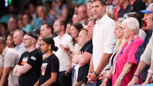 Nowitzki jubelt mit: Sieg für Basketballerinnen zum EM-Start
