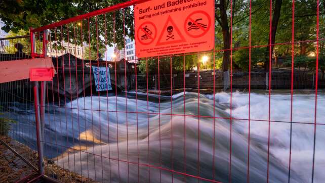Ermittlungen nach Unglück an Eisbachwelle abgeschlossen