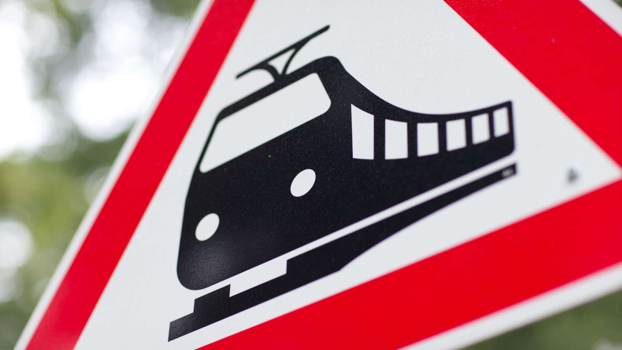 Unfall an unbeschranktem Bahnübergang