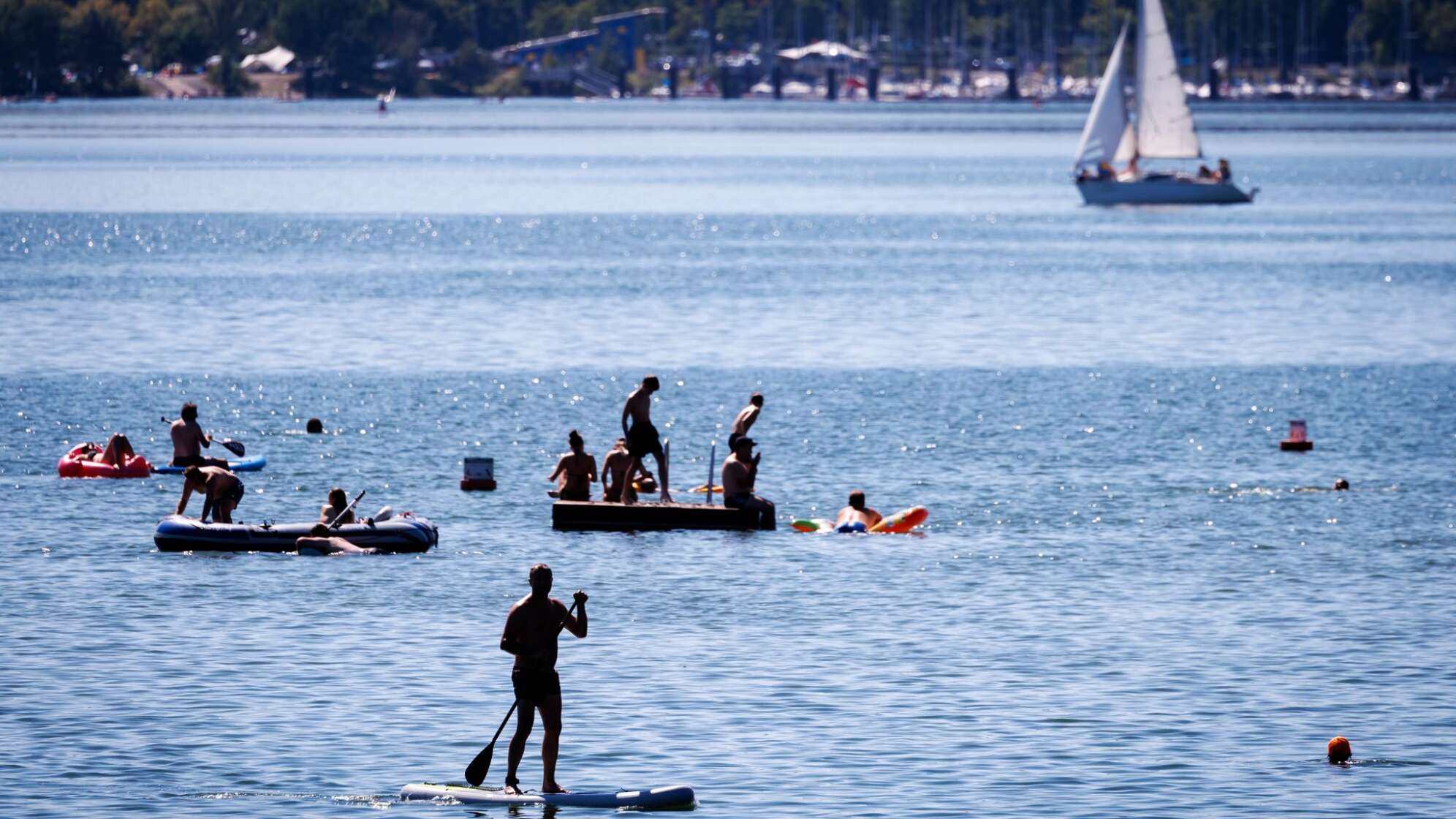 Heißes Sommerwetter am Brombachsee
