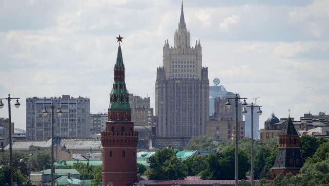Moskau bestellt deutschen Botschafter ein - Streit um Medien