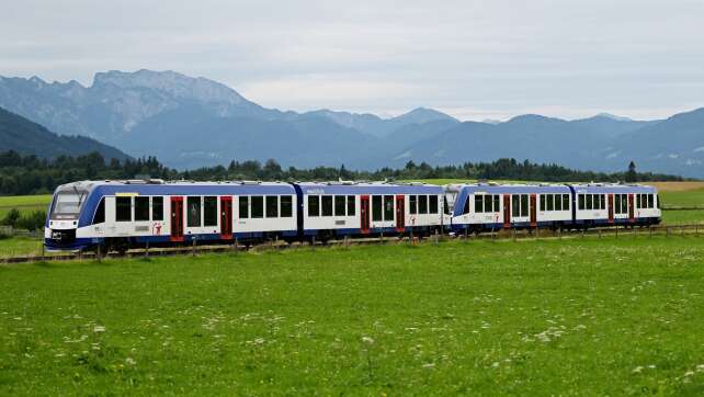 Bahn-Chaos in Bayern: Strecke München-Holzkirchen gesperrt