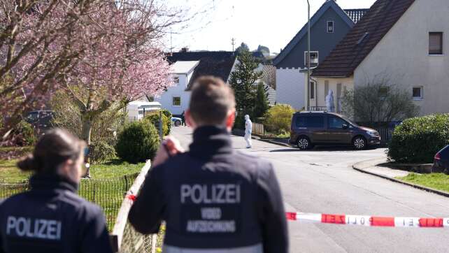 Dreifachmord im Westerwald: Polizei prüft Spuren im Netz