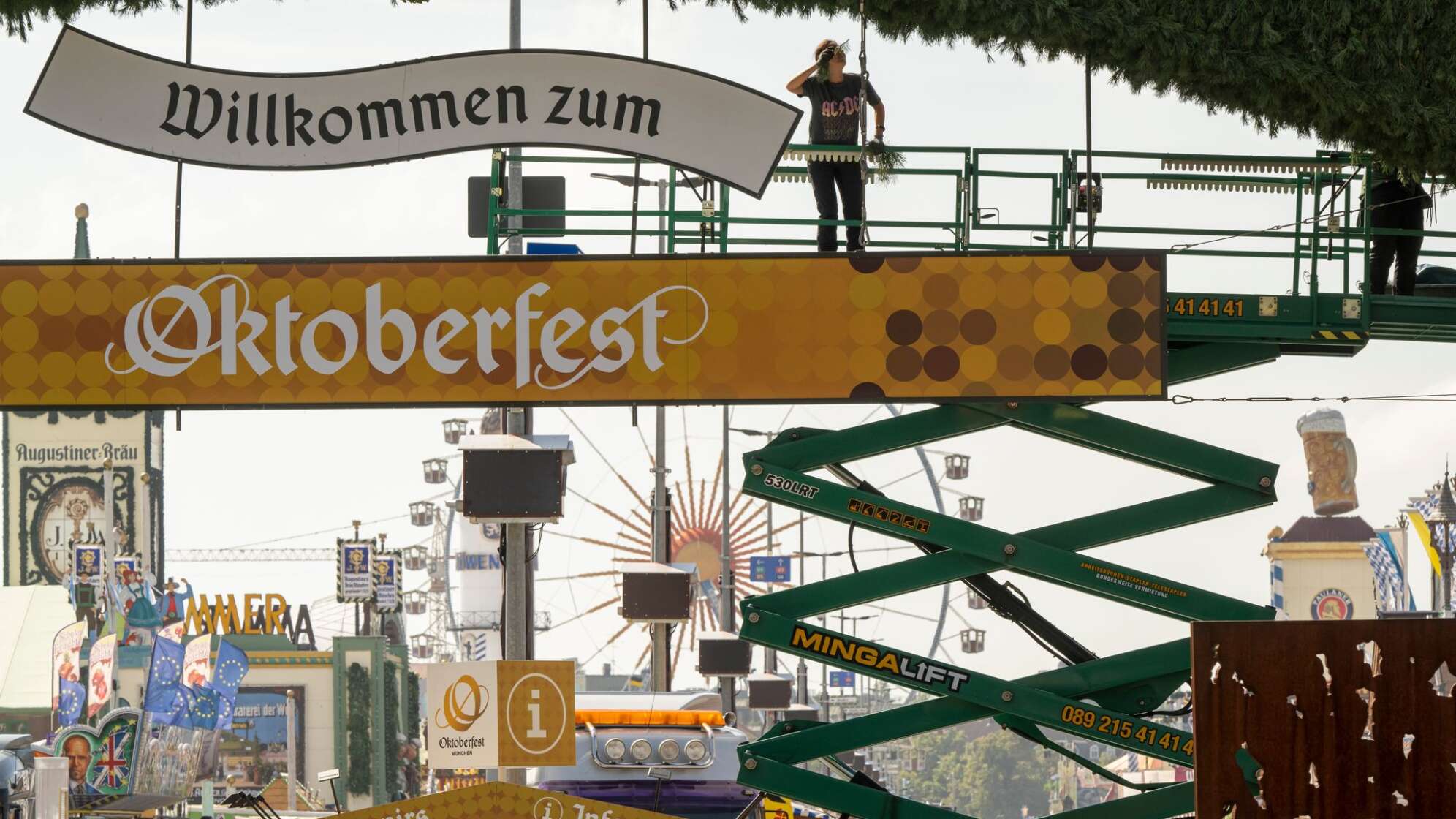 Aufbau Oktoberfest