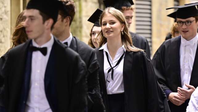 Belgiens Thronfolgerin bangt um Studienplatz in Harvard
