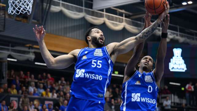 Basketballer Muenkat wechselt von Frankfurt nach Würzburg