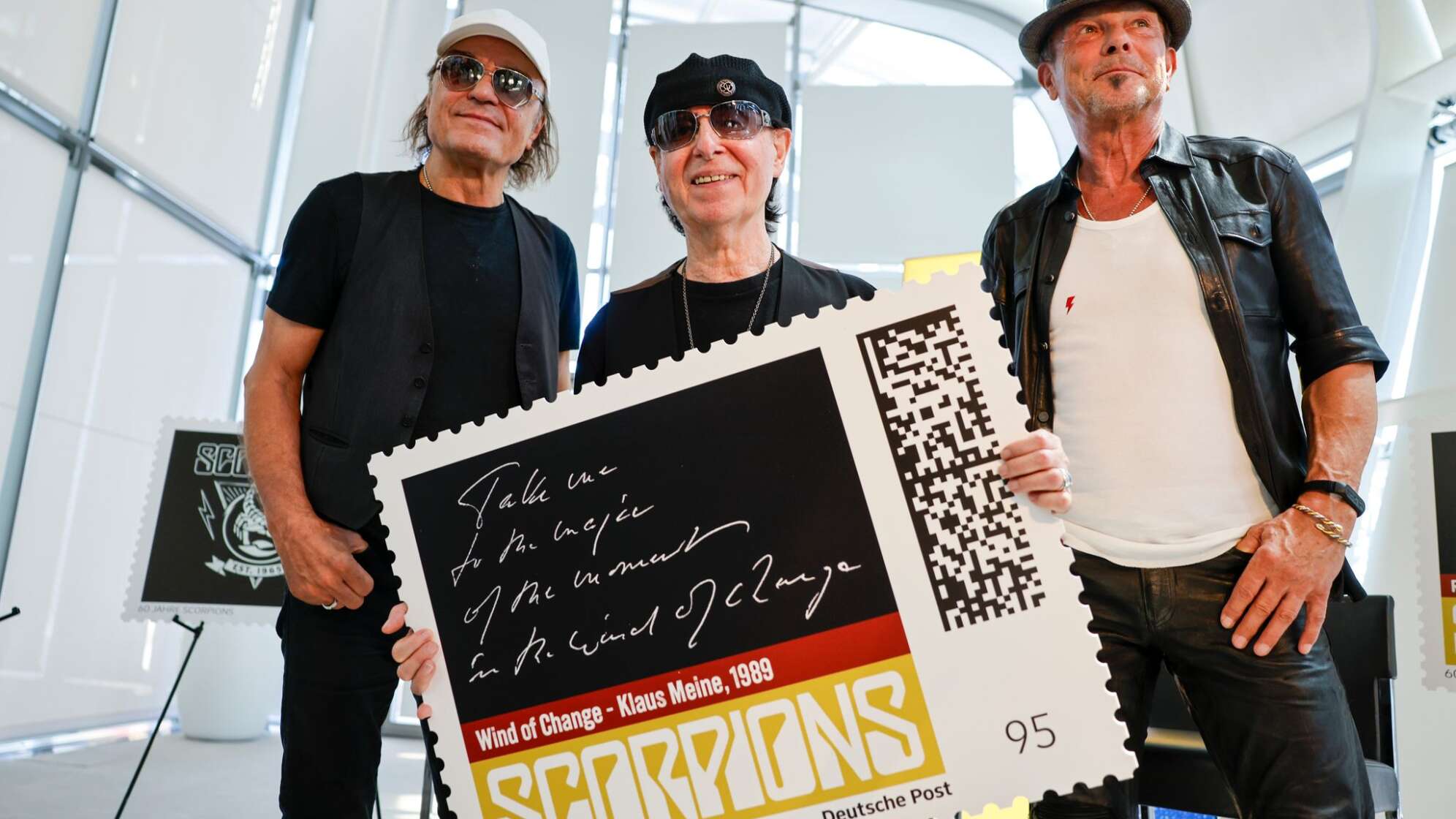 Briefmarke zum 60. Bühnenjubiläum der Rockband Scorpions