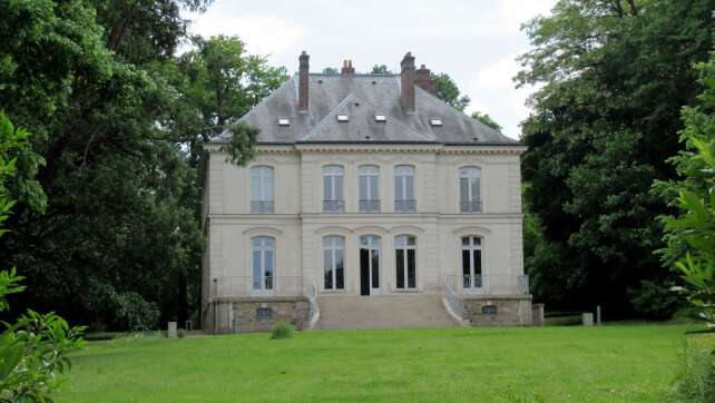 Lagerfeld-Villa bei Paris für rund 5 Millionen Euro verkauft