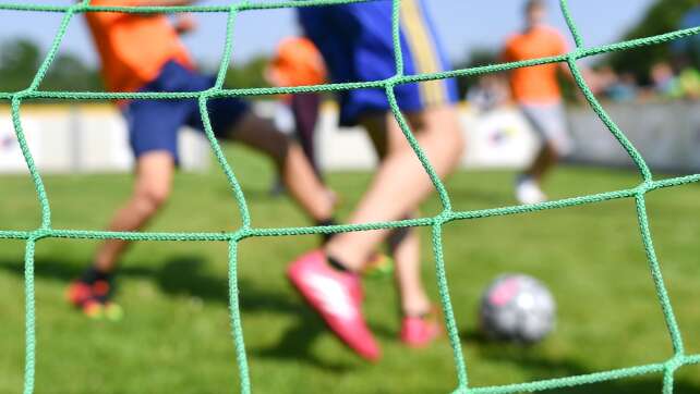 Trainer stirbt bei Camp des FC Bayern in Riesa