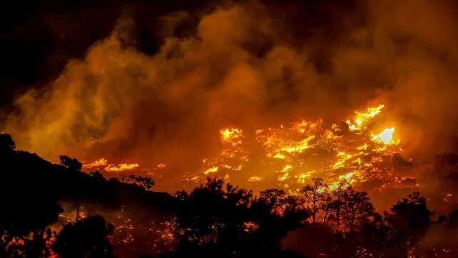 Waldbrand auf Kreta - Hotels und Dörfer evakuiert