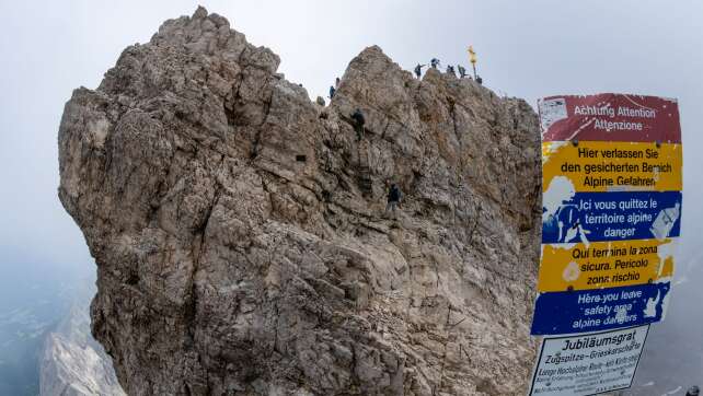 Gipfelfreuden ohne Anstieg: Zweites Kreuz auf Zugspitze