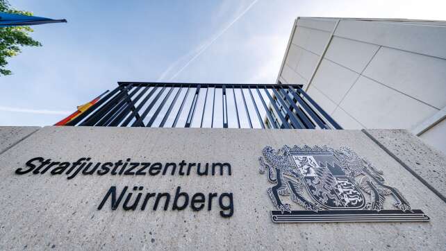 Betrug mit Buchverkäufen - Haftstrafen für mutmaßliche Bande