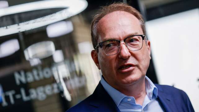 Dobrindt will mehr in Cyber-Sicherheit investieren