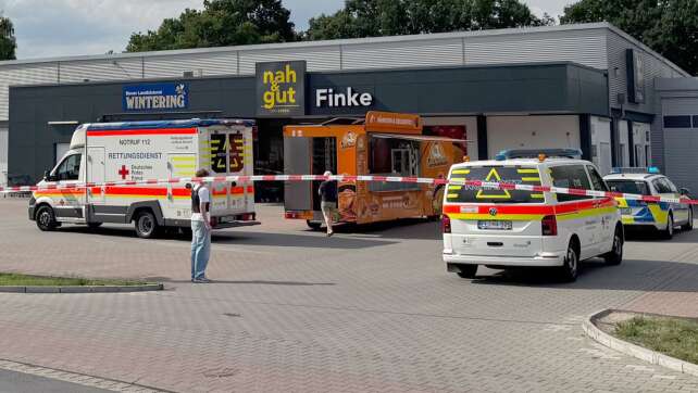 Mann im Emsland schwer verletzt - Polizeieinsatz