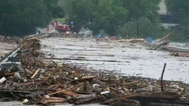 Mindestens 13 Tote bei Hochwasser in USA - vermisste Kinder