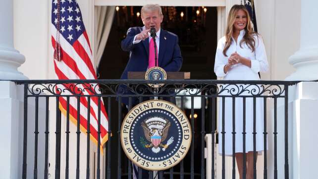 Trump unterzeichnet Steuer-Gesetz