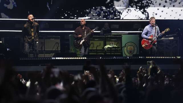 «Sprachlos» und «unglaublich»: Fans von Oasis begeistert