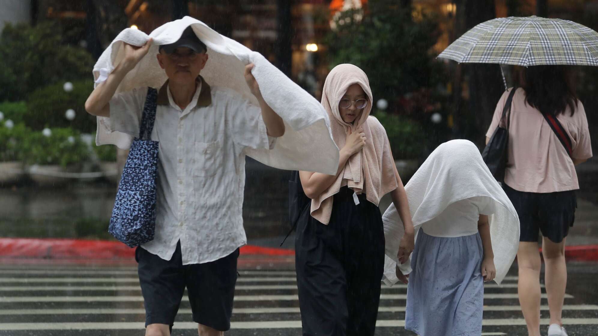 Taifun Danas über Taiwan