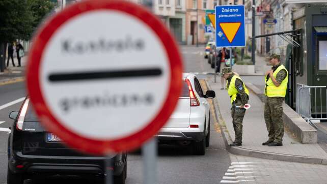 Kontrollen an der Grenze zu Polen jetzt auf beiden Seiten