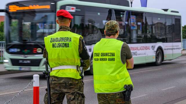 Polens Innenminister: Verkehr an Grenze fließt reibungslos