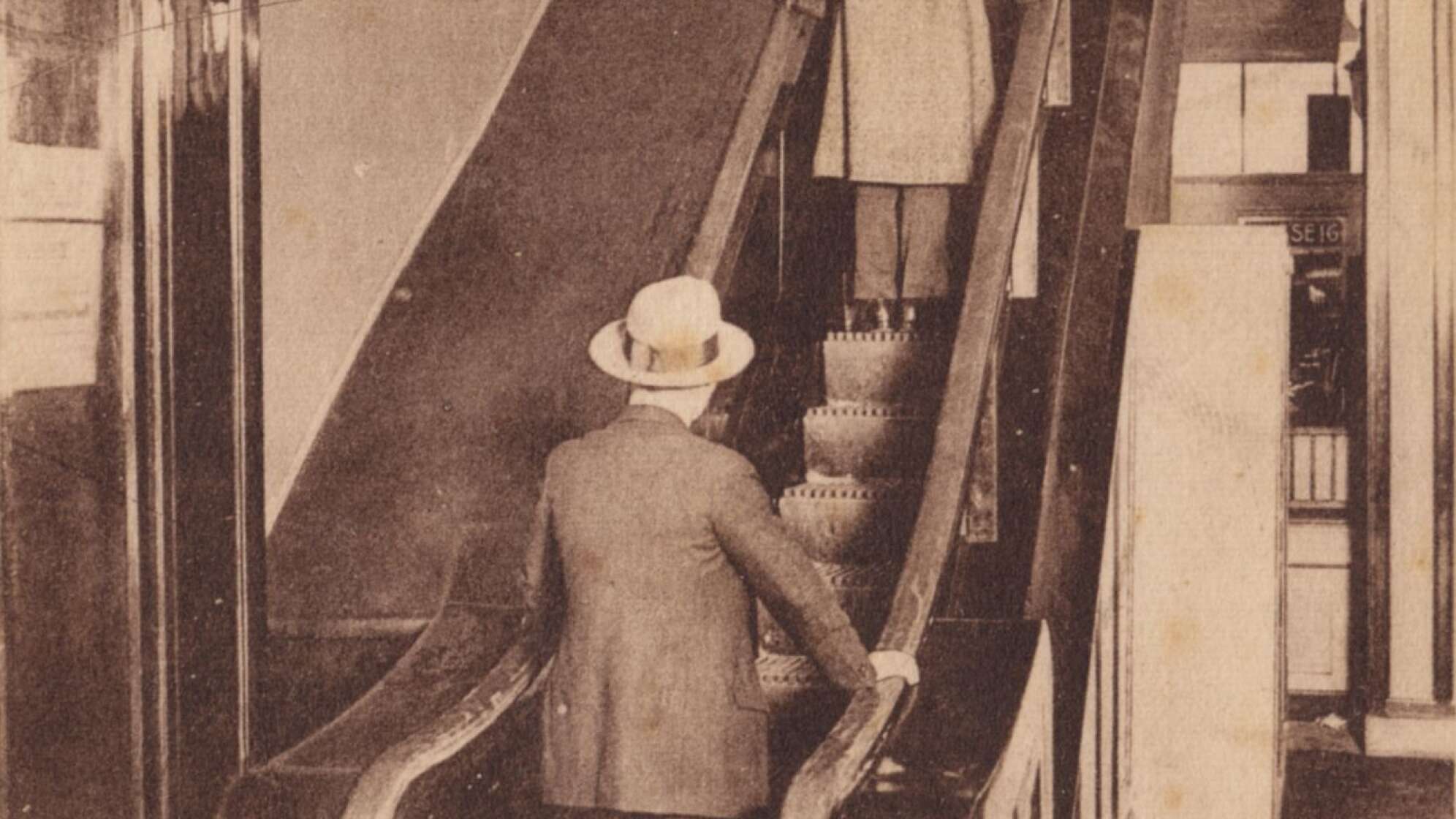Erste deutsche Rolltreppe im Kölner Kaufhaus Tietz