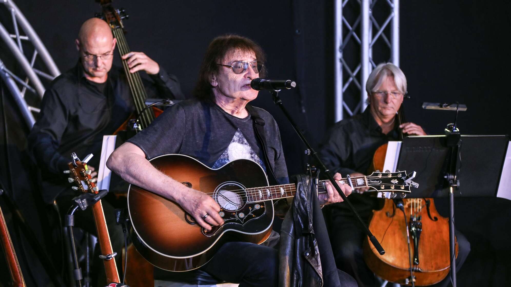 Dieter Birr geht mit einem Streicherquintett auf Tour