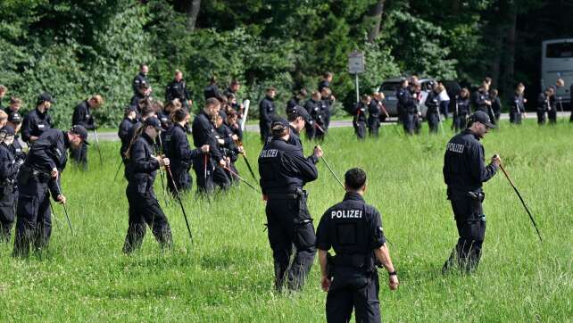 Getötete 34-Jährige - Polizei durchsucht erneut Wald