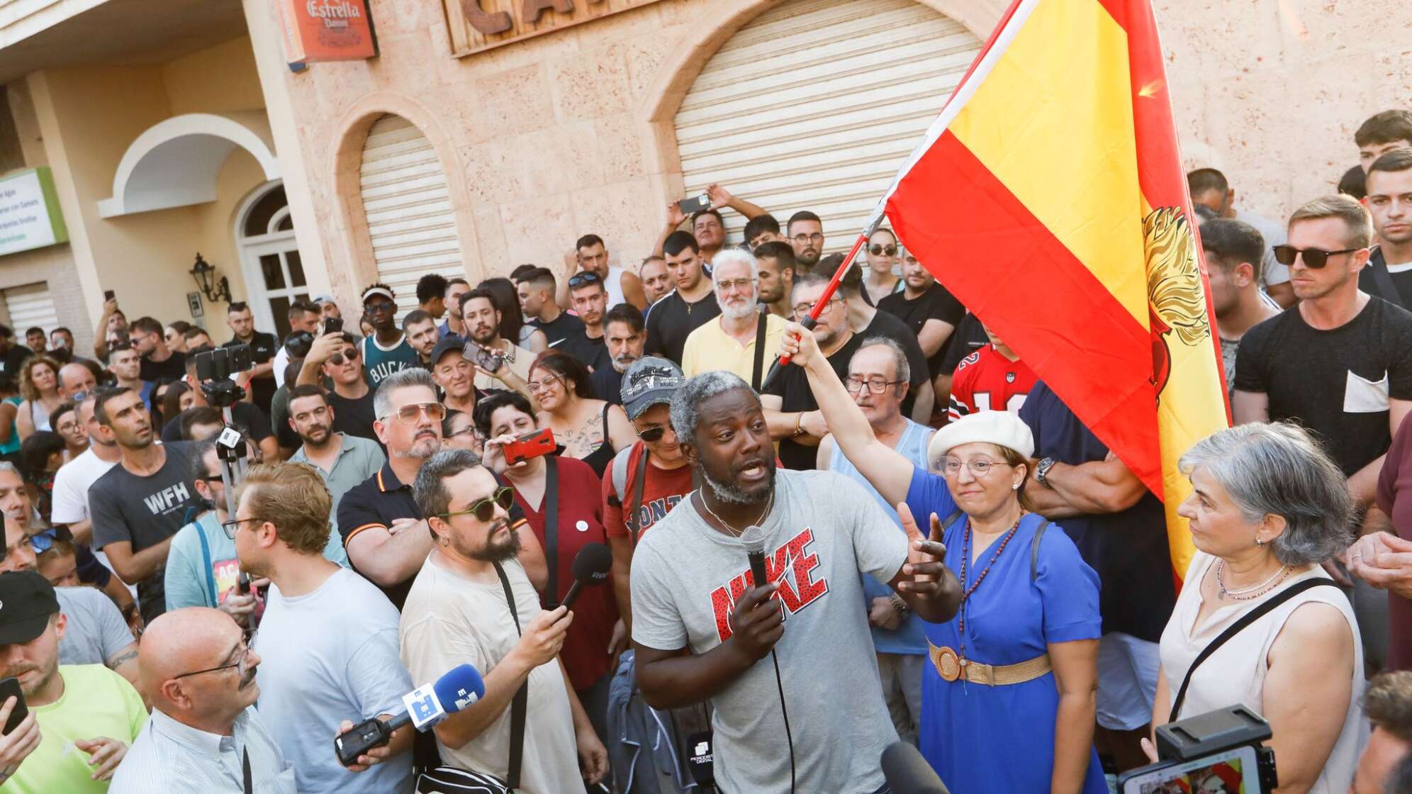 Protest in Spanien gegen Migranten