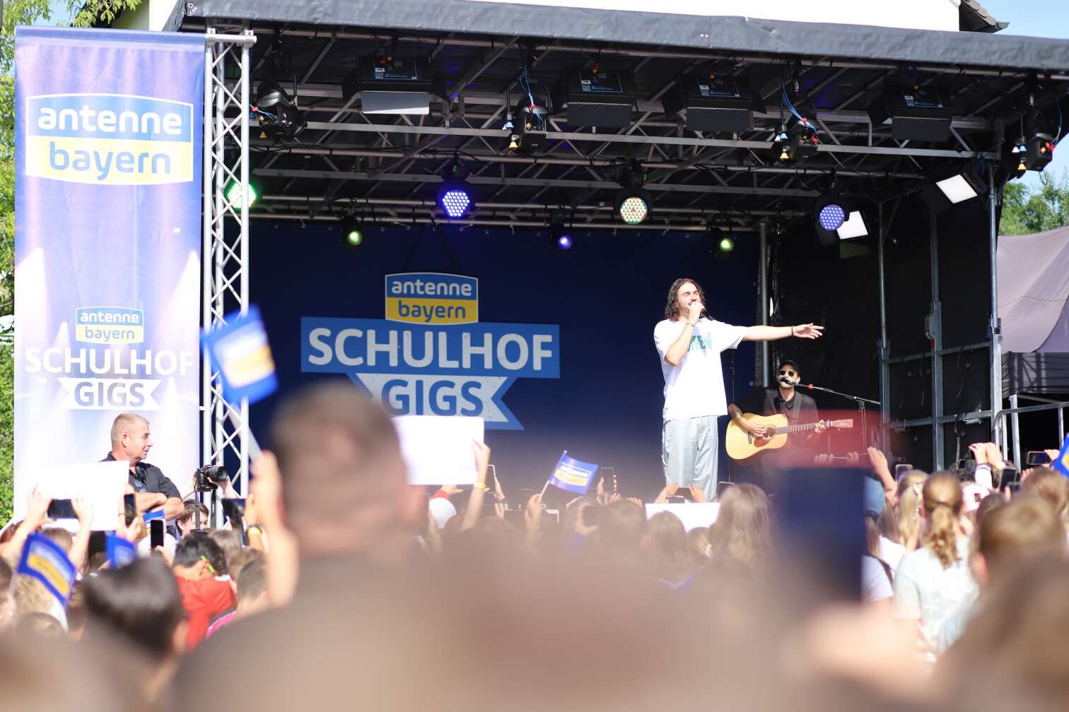 Schulhof-Gigs