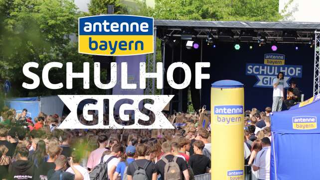 Schulhof-Gig: ClockClock am Gymnasium Höchstadt an der Aisch