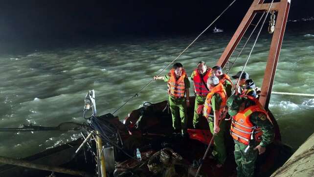 Nach Bootsunglück in Vietnam steigt Opferzahl auf 38