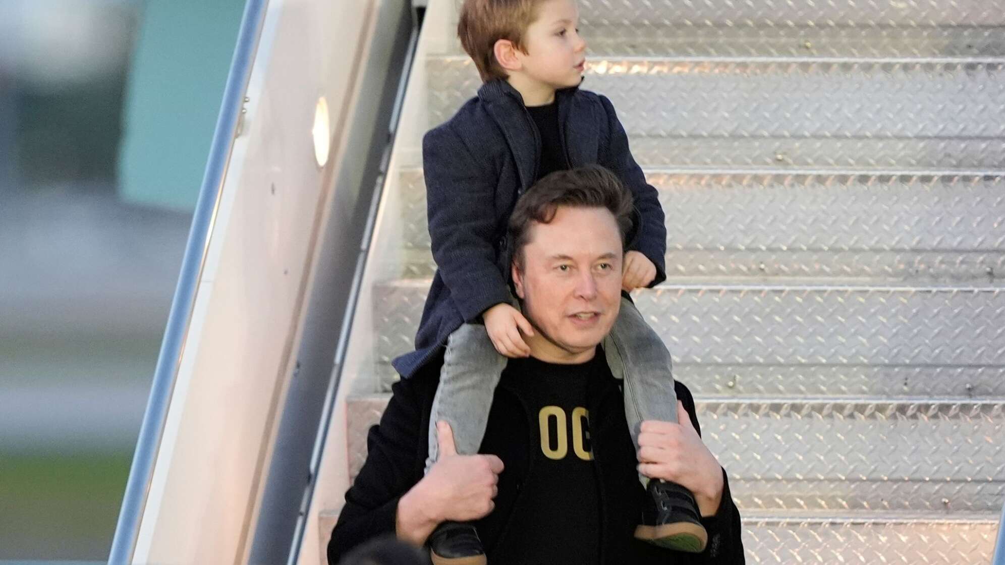 Elon Musk mit Sohn X