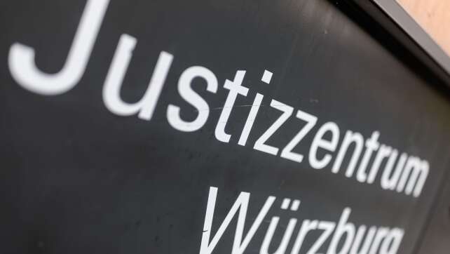 Mann baut verbotene Waffe - Haftstrafe