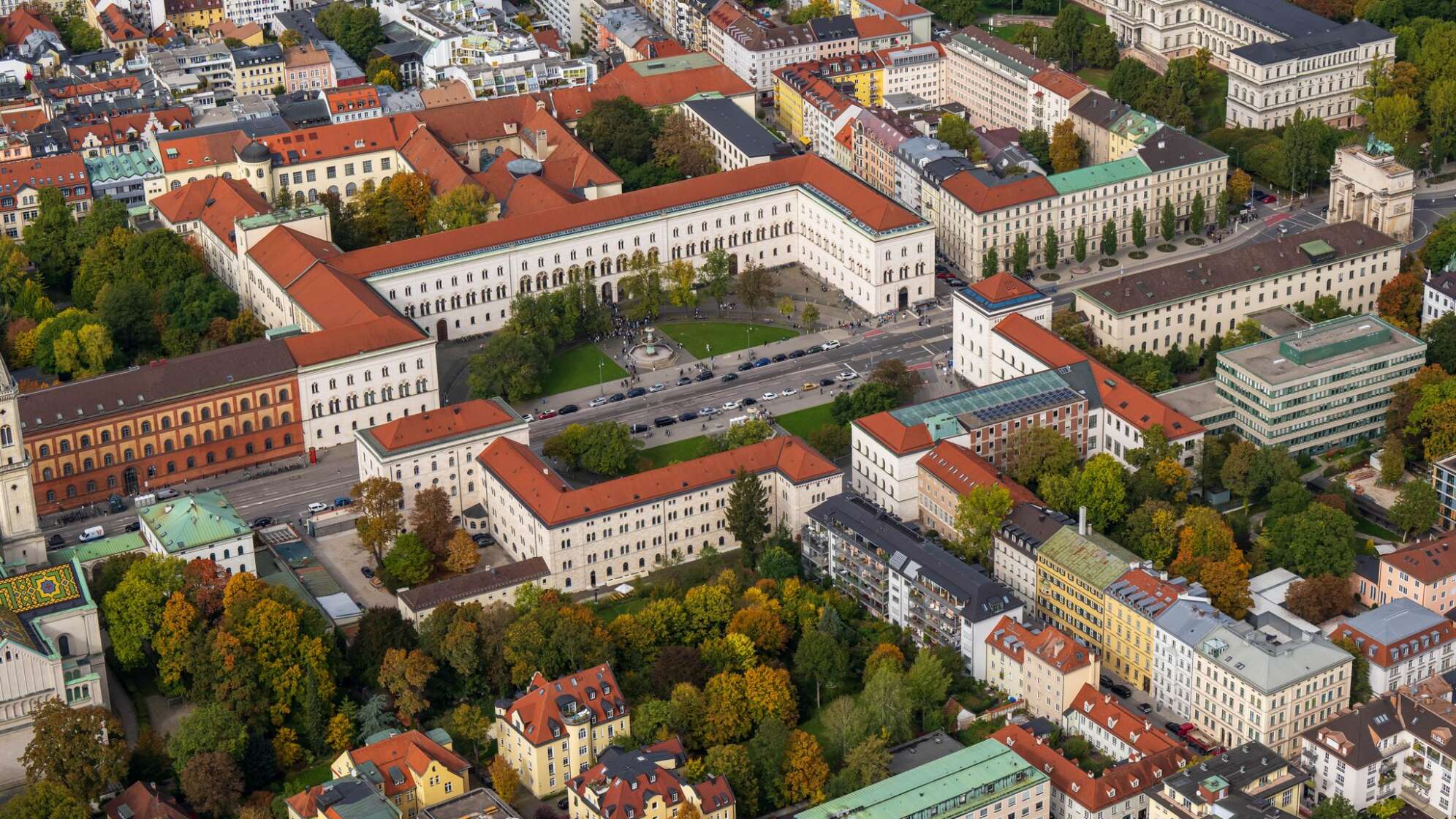 Ludwig-Maximilians-Universität München