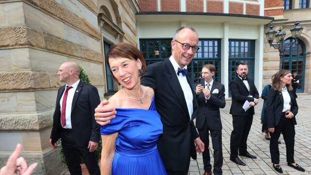 Kanzler-Lob für Bayreuth - und für die gesamte Kunst