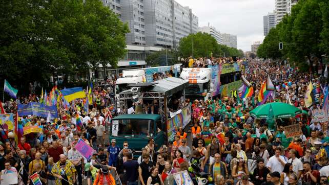 «Hallo, Zirkus!» - Berliner CSD gestartet