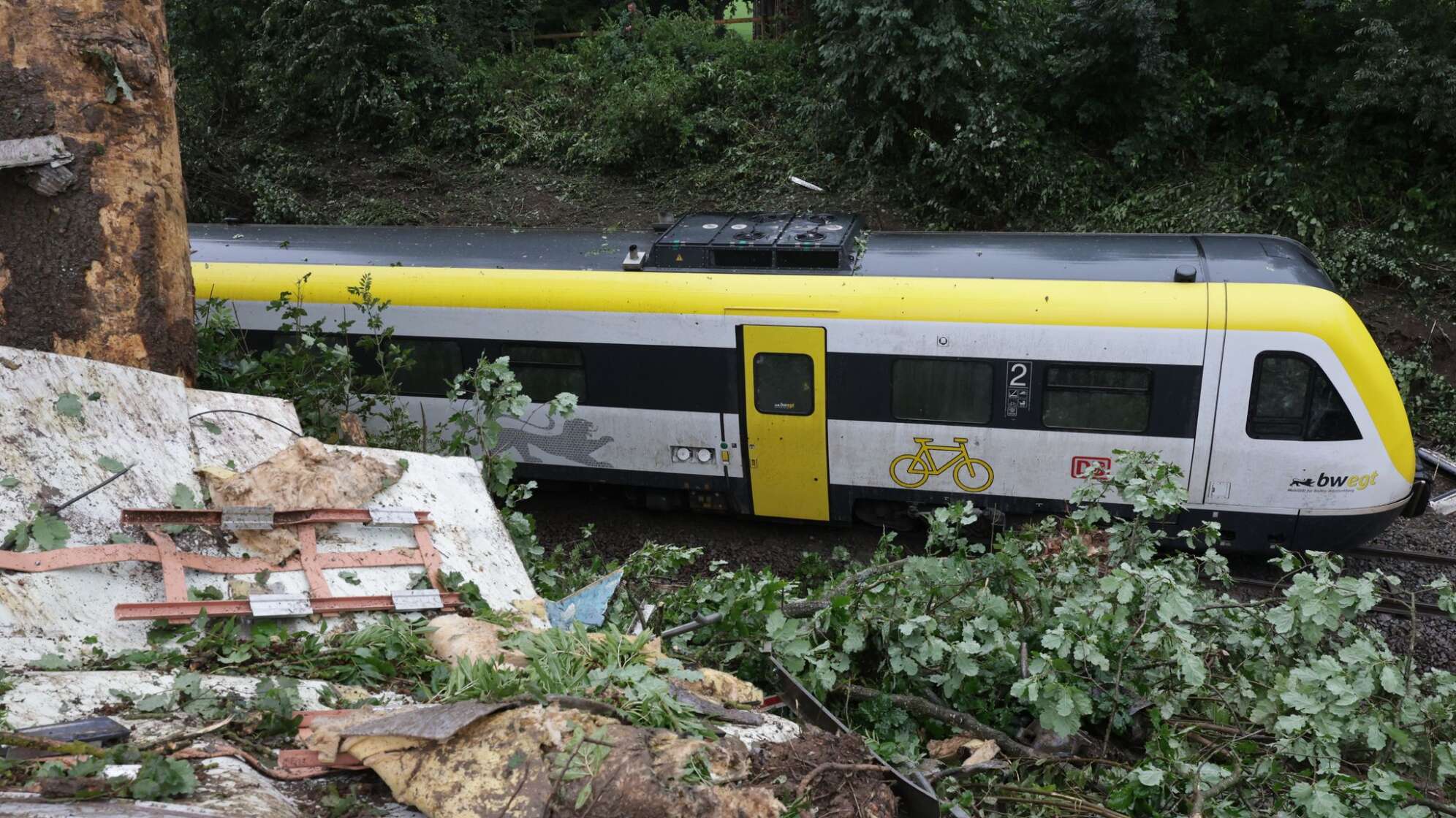 Personenzug entgleist in Oberschwaben
