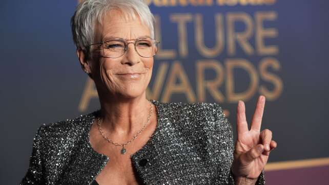 Jamie Lee Curtis kritisiert Schönheits-Operationen scharf